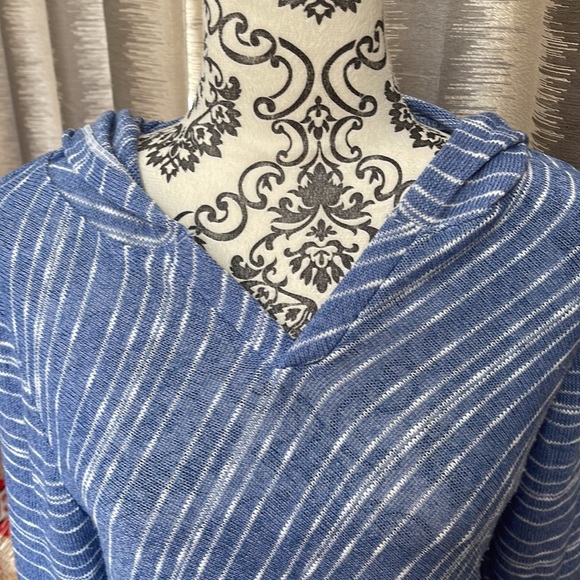 CHICO’S Soft Knit Tunic, Medium - Picture 3 of 9